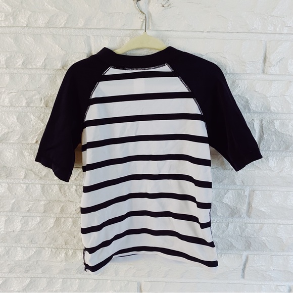 Old Navy Short Sleeve Striped Swim Top Size 4t - Picture 3 of 3